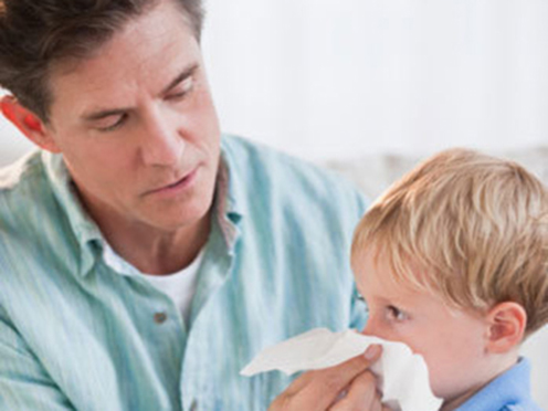小儿鼻炎是怎么引起了？如何避免